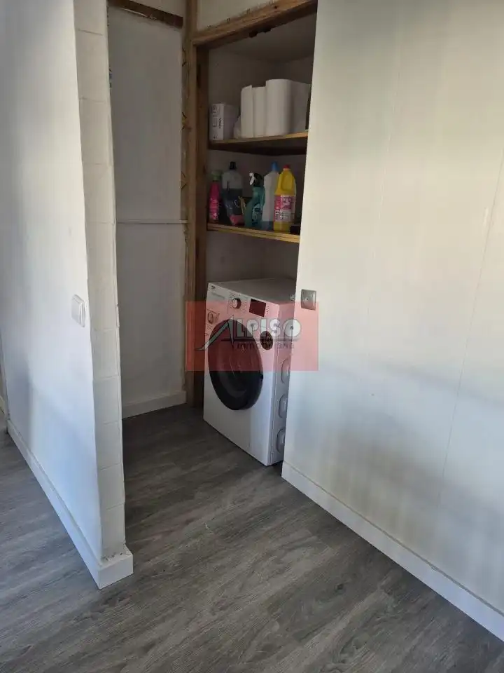 Piso de alquiler en Ourense Capital  con Calefacción, Trastero y Amueblado