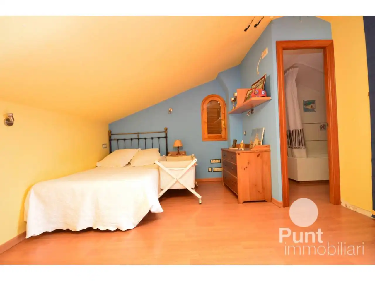 Bedroom of Detached homes for sale in Premià de Dalt  with Air Conditioner, Heating and Private garden