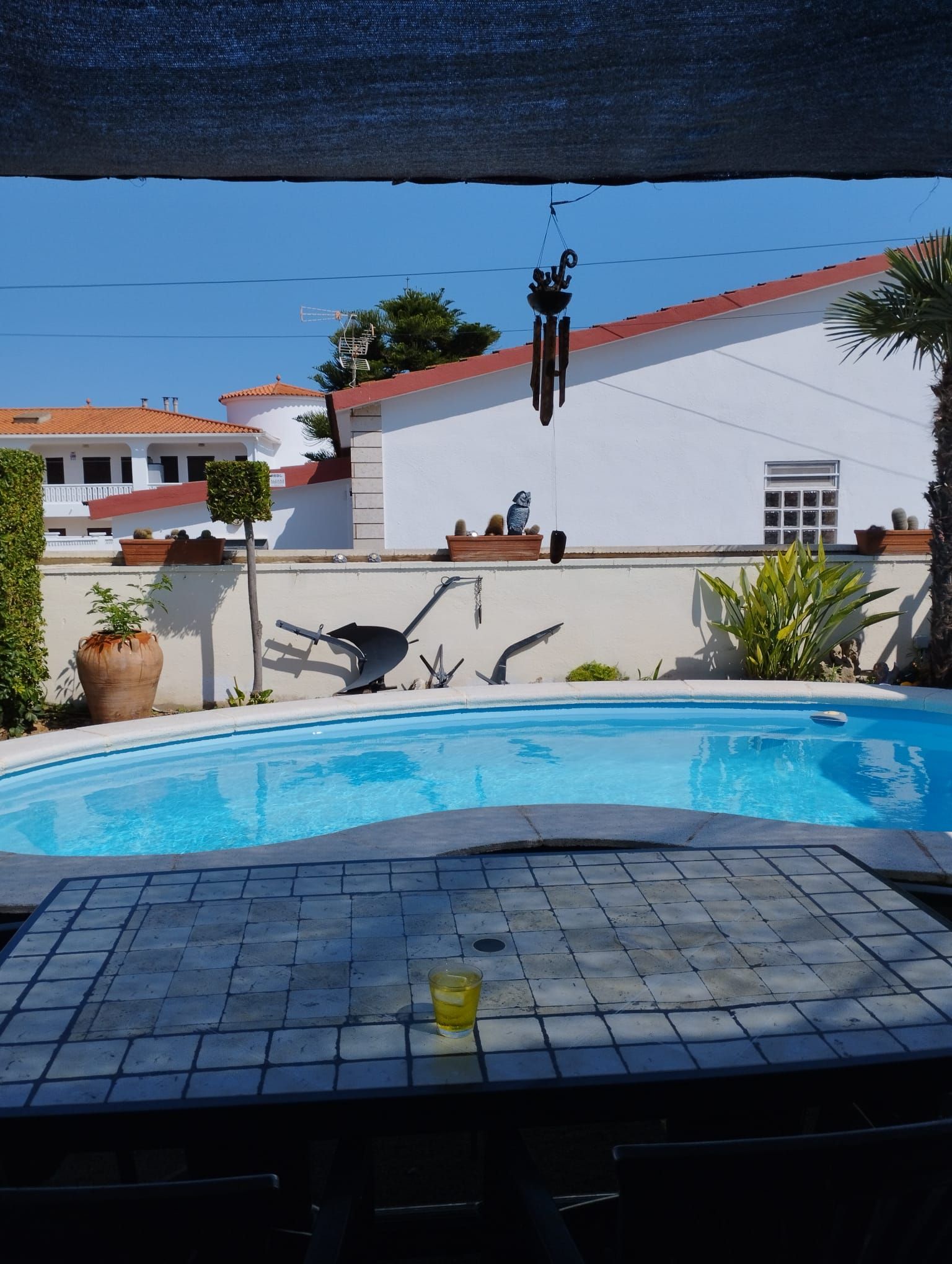 Piscina de Casa adosada en venda en Vinaròs amb Aire condicionat, Calefacció i Jardí privat