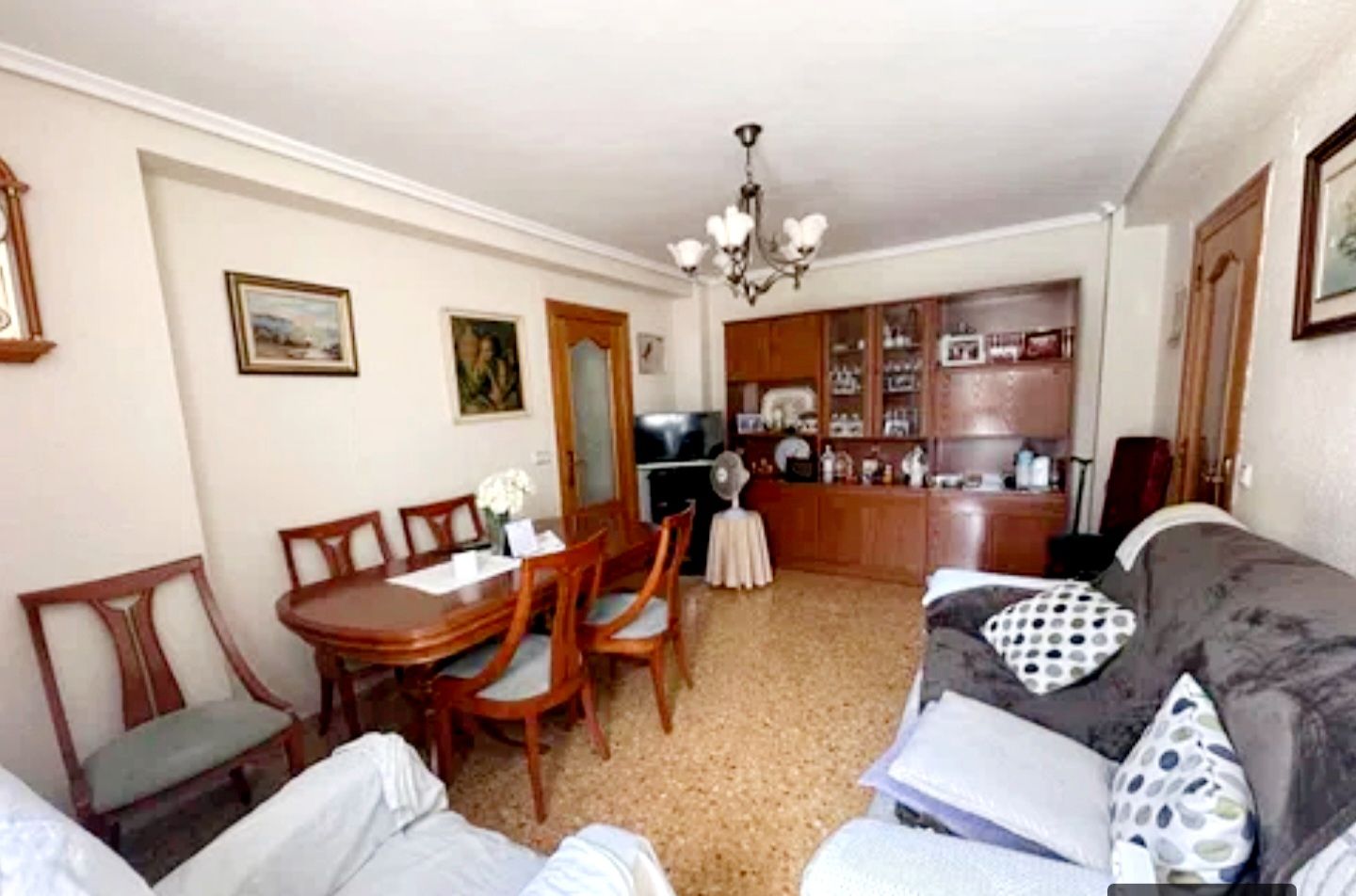 Sala d'estar de Pis en venda en  Valencia Capital amb Aire condicionat i Balcó