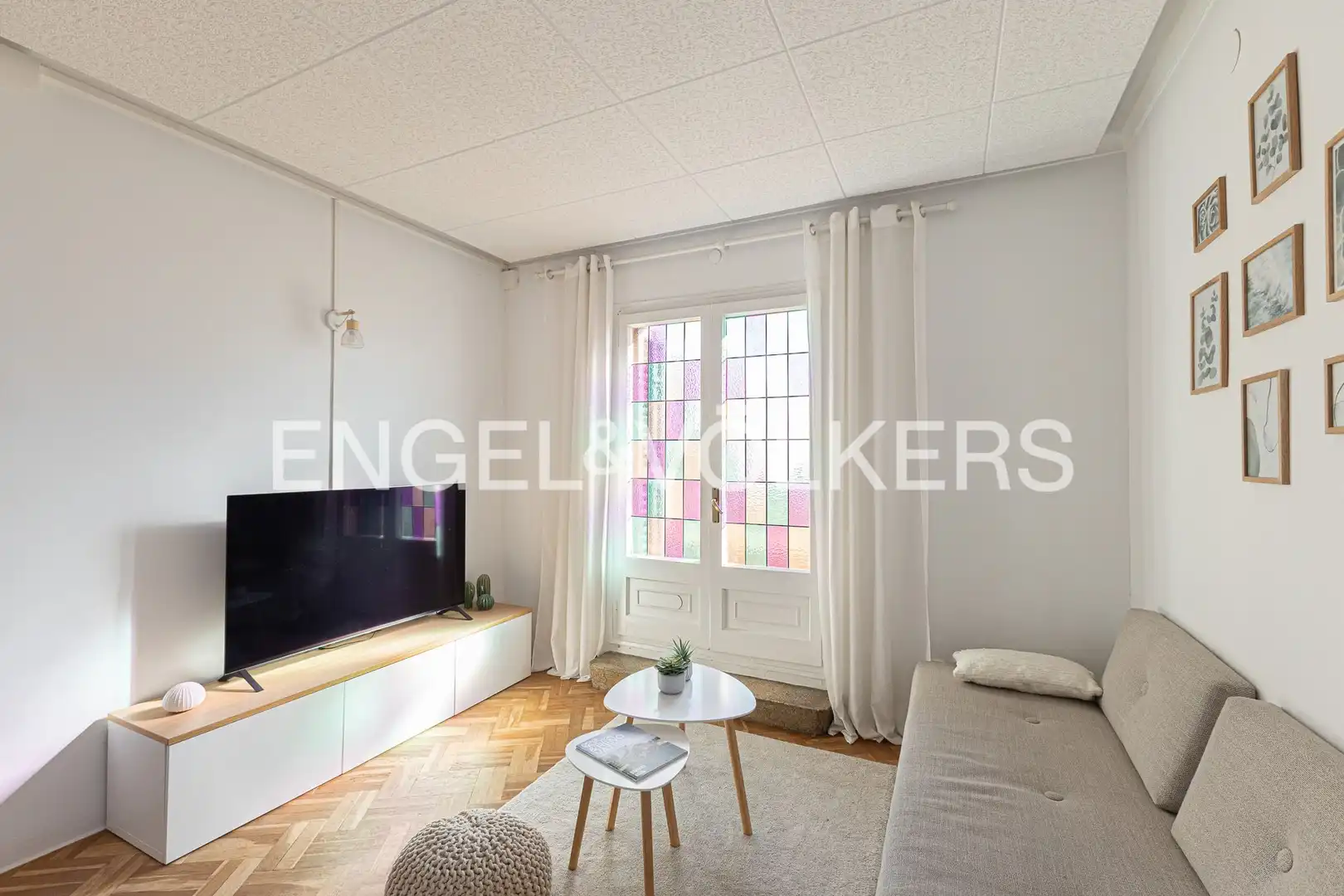 Sala de estar de Ático en venta en Barcelona con Calefacción y Parquet
