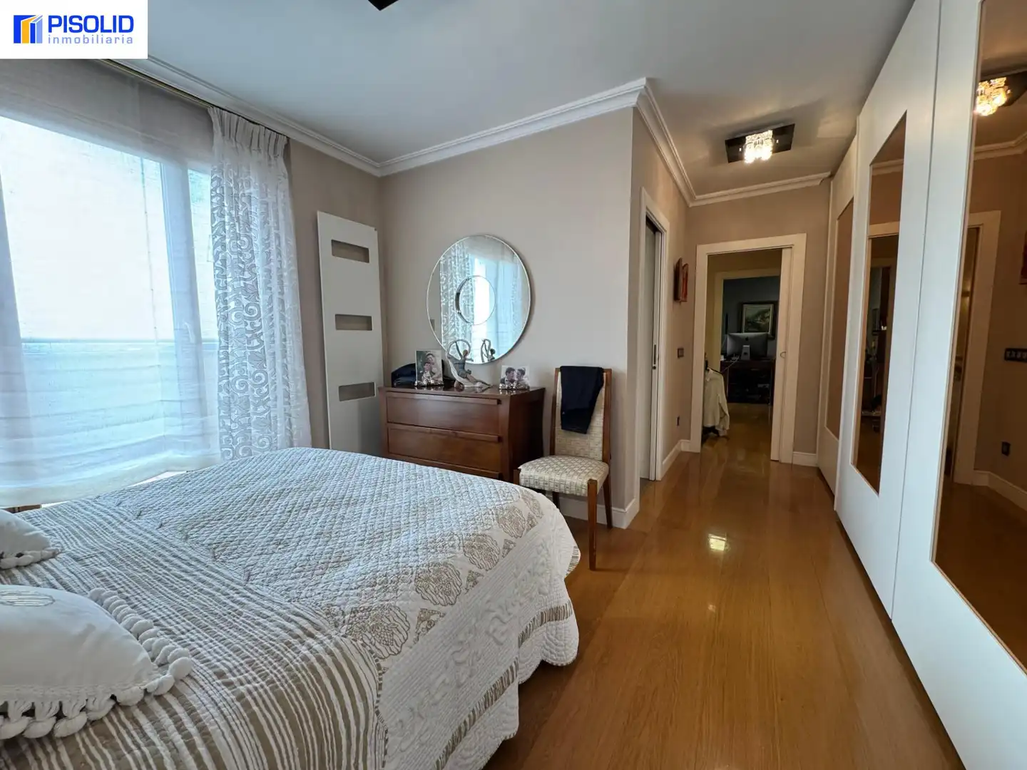 Habitación de Ático en venta en Valladolid con Calefacción, Parquet y Terraza