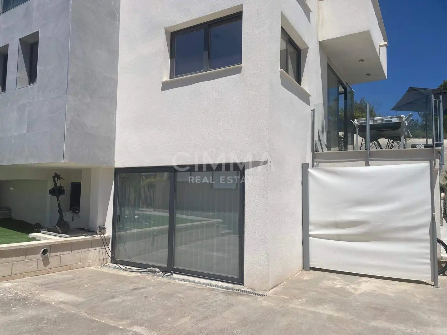 Vista exterior de Casa o chalet en venta en La Nucia con Aire acondicionado, Calefacción y Jardín privado