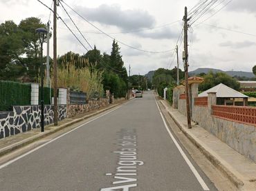Chalet en venta en Avinguda de les Flors