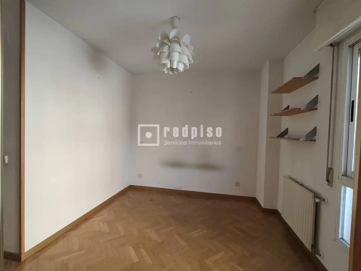 Habitación de Piso en venta en Madrid con Aire acondicionado, Calefacción y Jardín privado