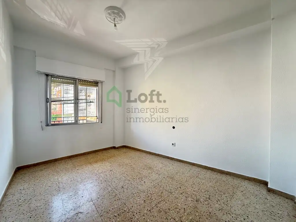 Habitación de Piso en venta en Badajoz con Balcón