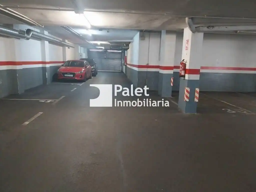 Parking à louer à Carrer PROVENÇA, imagen 2