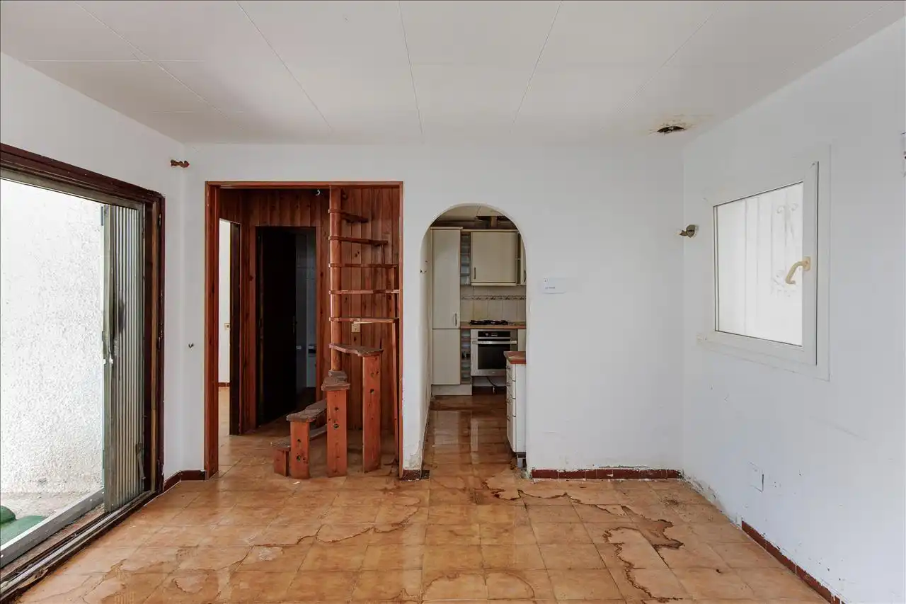 Casa aparellada amb piscina en venda a De La Illeta, imagen 16