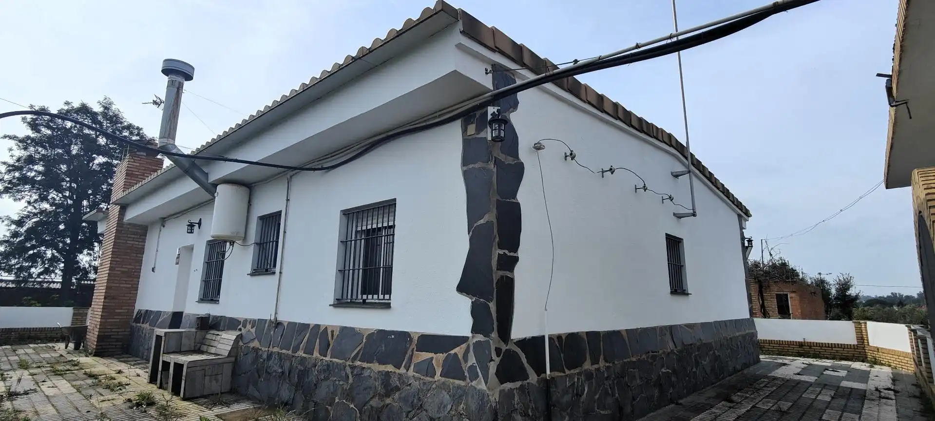 Vista exterior de Finca rústica en venda en Gibraleón amb Calefacció, Jardí privat i Terrassa