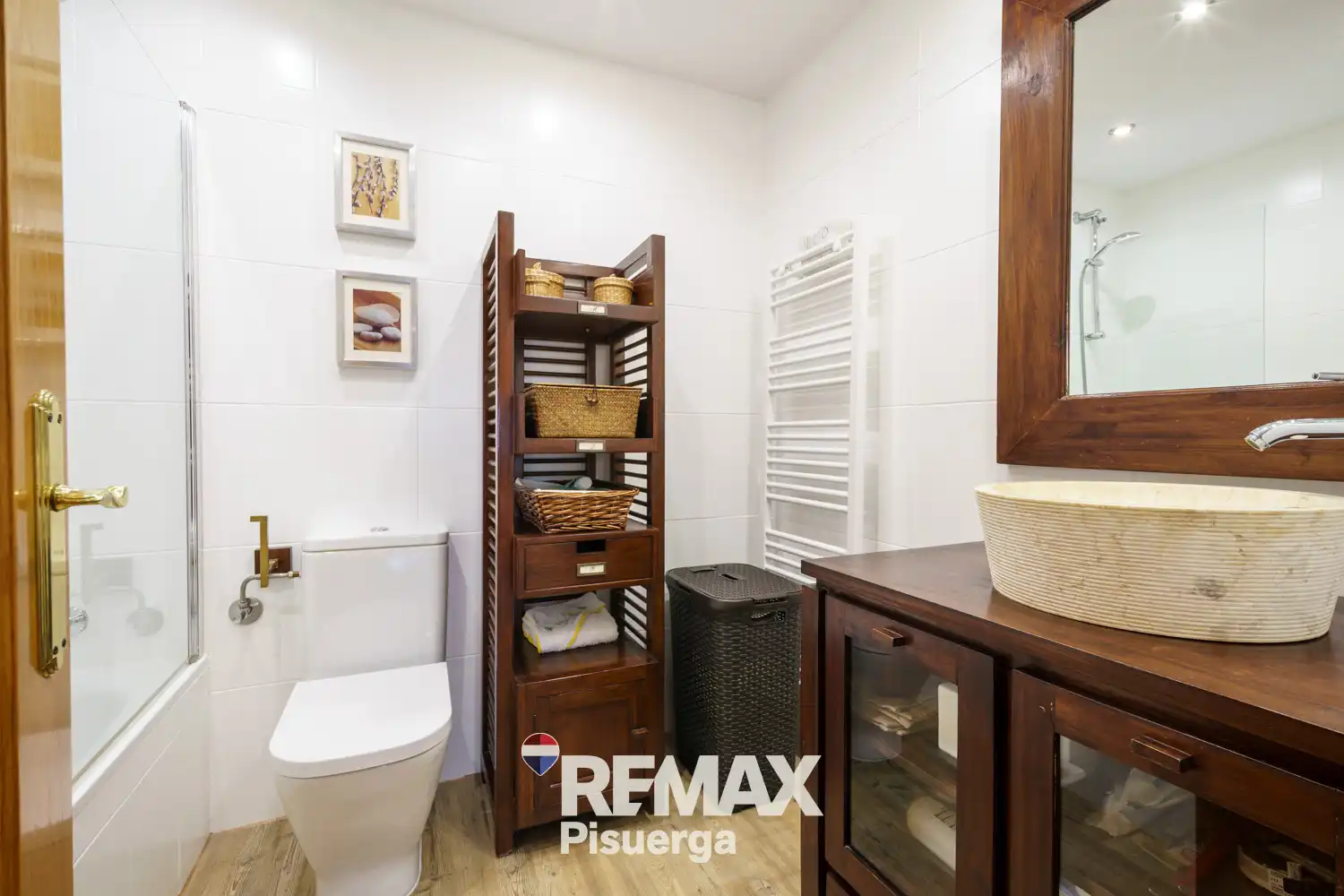 Baño de Piso en venta en Valladolid con Aire acondicionado, Calefacción y Jardín privado