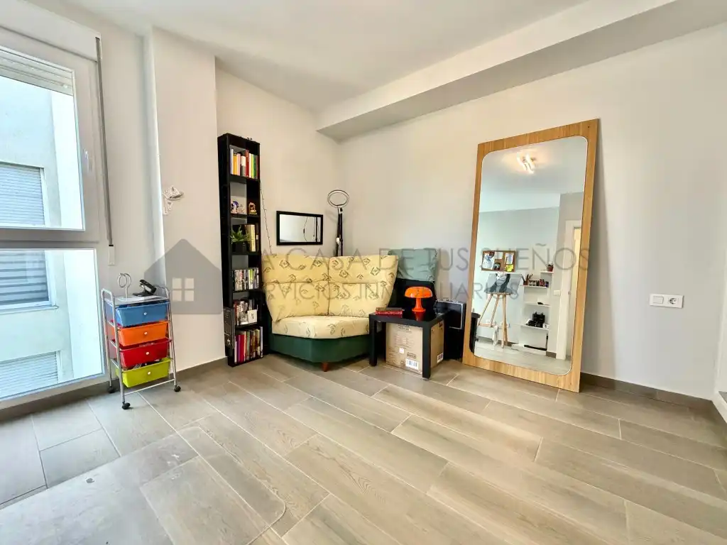 Piso en venta en Calle Azorin, El Mercado - Plaza de Toros