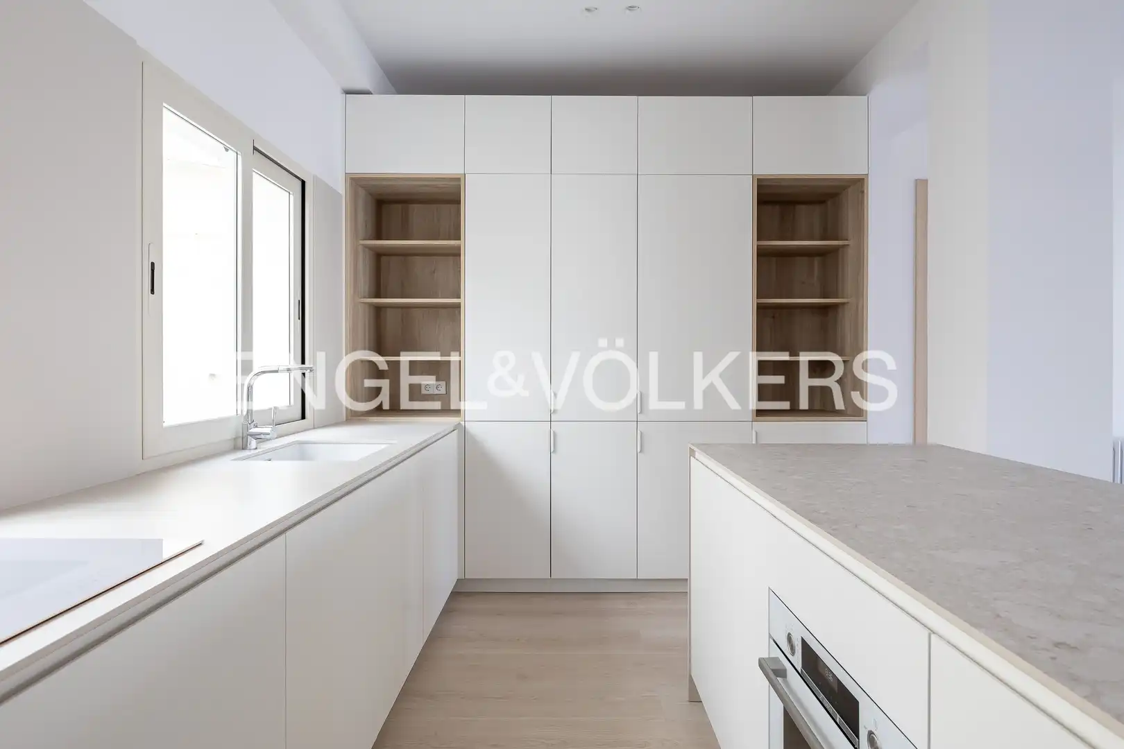 Kitchen of Flat for sale in Madrid  with Air Conditioner, Heating and Terrace
