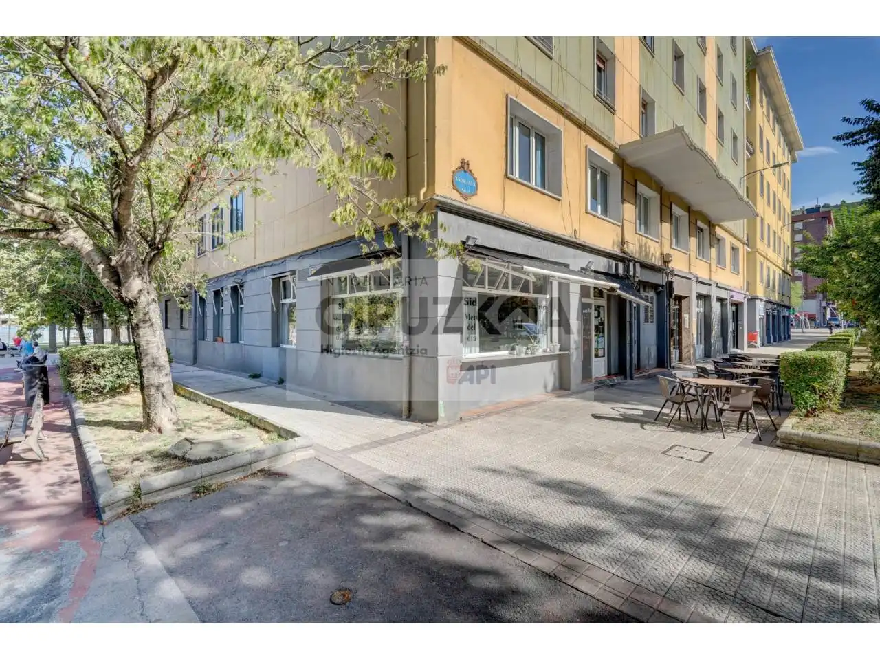 Exterior view of Commercial properties for rent in Deusto
