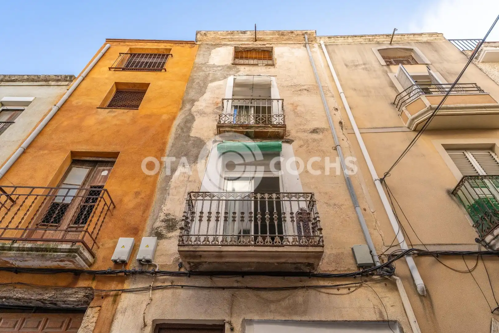 Vista exterior de Casa adosada en venta en Riudoms con Terraza y Balcón