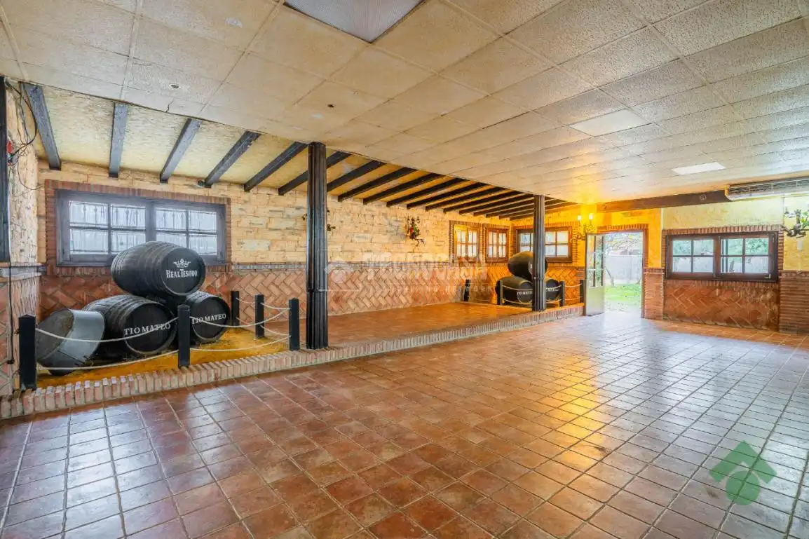 Business premises for sale in El Rocío - La Milagrosa