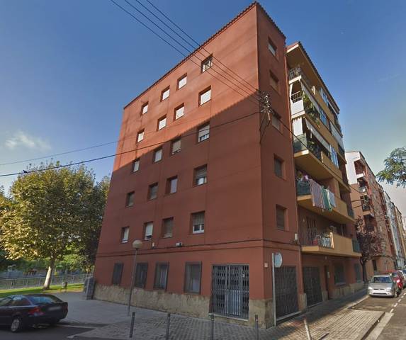 Local comercial en Venta en C/ America en El Palau - Escorxador