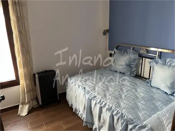Habitación de Casa adosada en venta en Frailes con Terraza y Internet