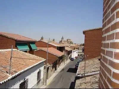 Vista exterior de Piso en venta en Bargas con Amueblado y Balcón