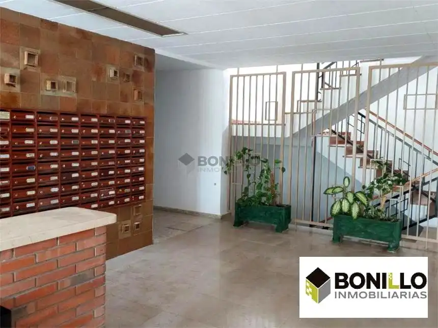Wohnung zur Miete in Teruel mit Heizung, Terrasse und Abstellraum