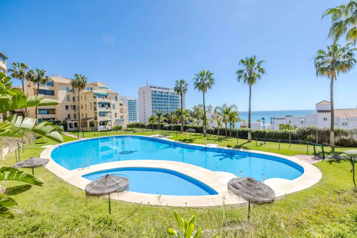 Piso con terraza en venta en Av. de Europa, imagen 3