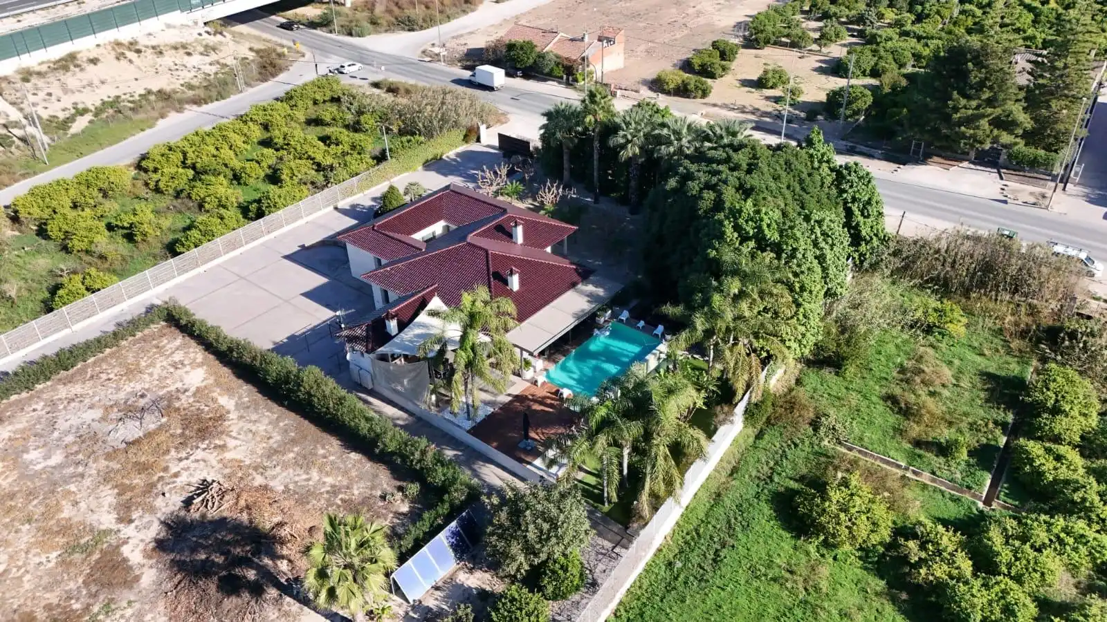 Chalet con piscina en venta en Pedanías Este, imagen 2