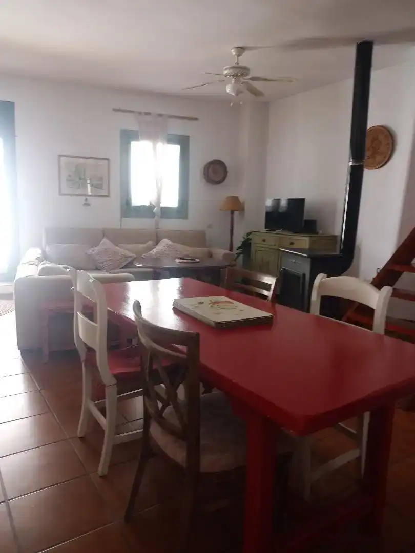 Sala d'estar de Casa adosada en venda en Ronda