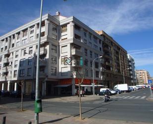 Vista exterior de Garatge en venda en  Logroño