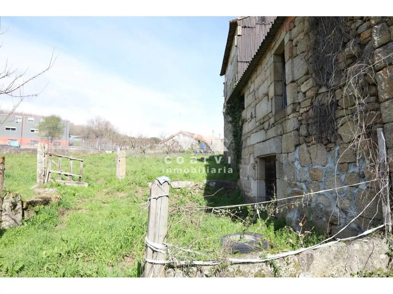 Haus oder Chalet zum Verkauf in Barbadás mit Privatgarten