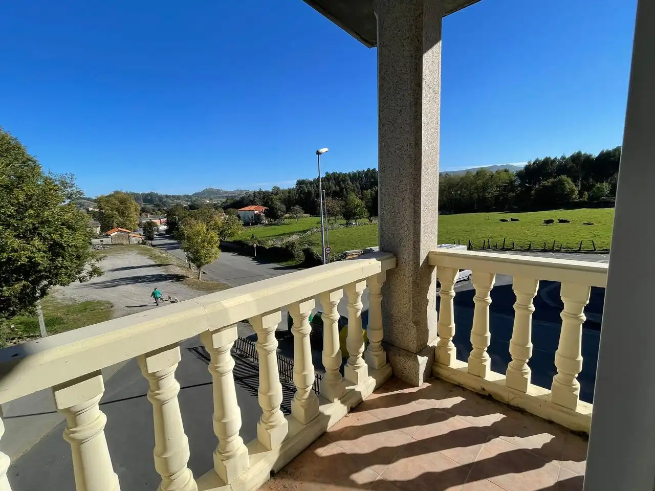 Vista exterior de Piso en venta en Castro-Urdiales con Calefacción