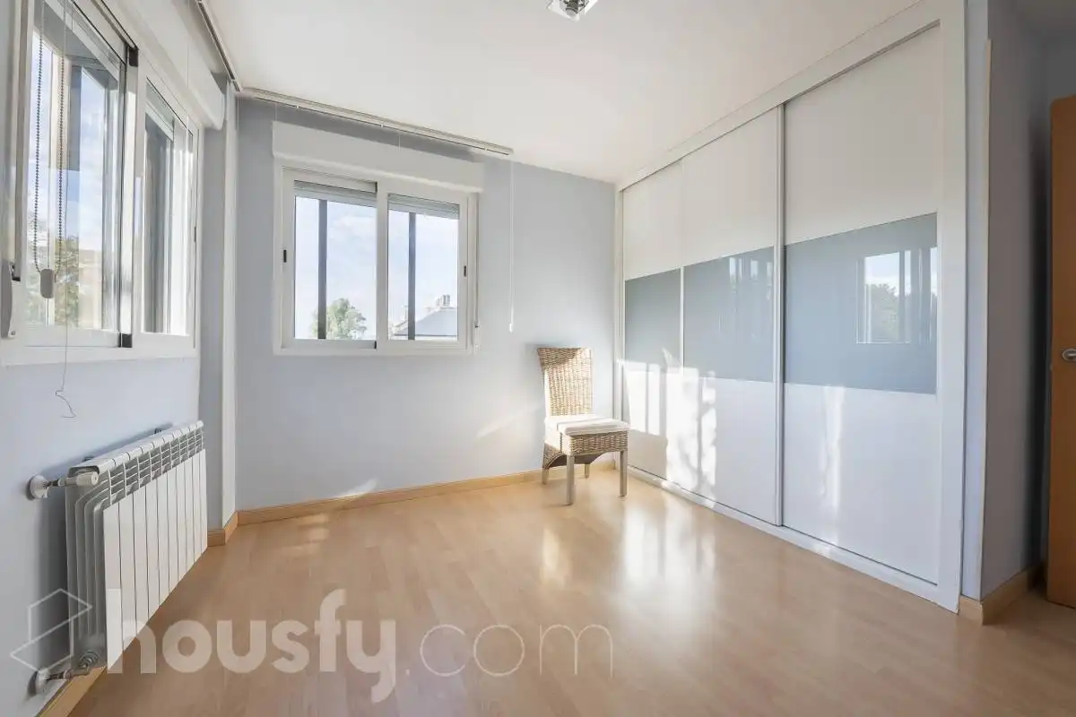 Flat for rent in Avenida de Madrid, Santa Bárbara - La Zaporra
