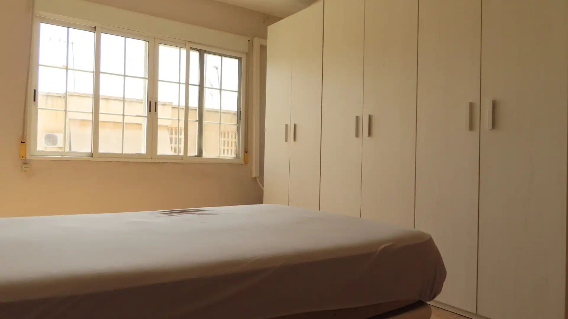 Bedroom of Flat for sale in Cartagena  with Air Conditioner, Furnished and Oven