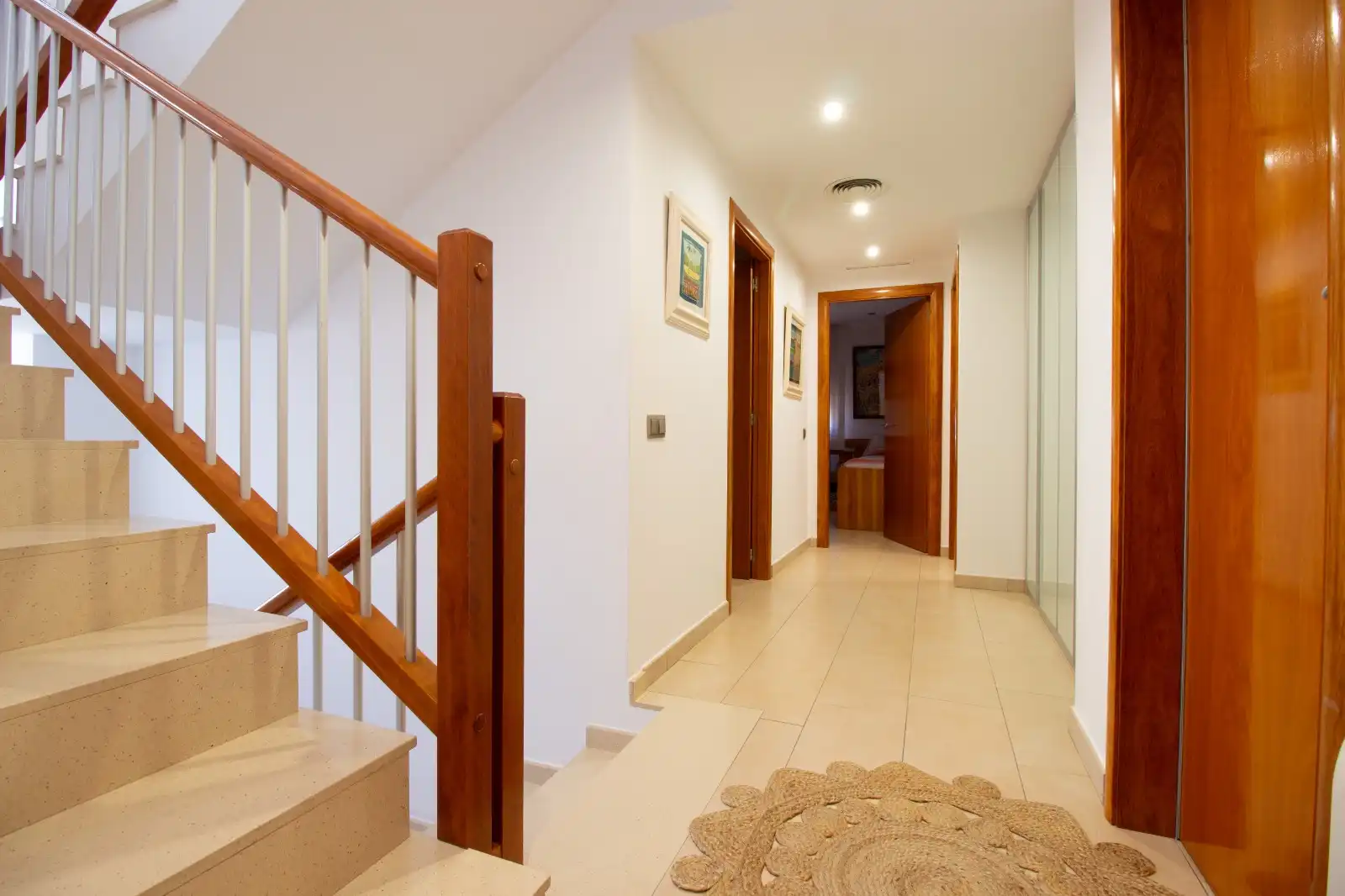 House with terrace for sale in Carrer de Uruguai, imagen 32