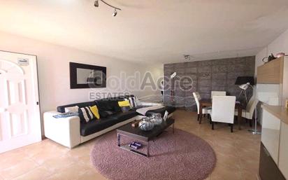 Wohnzimmer von Maisonette zum verkauf in Antigua