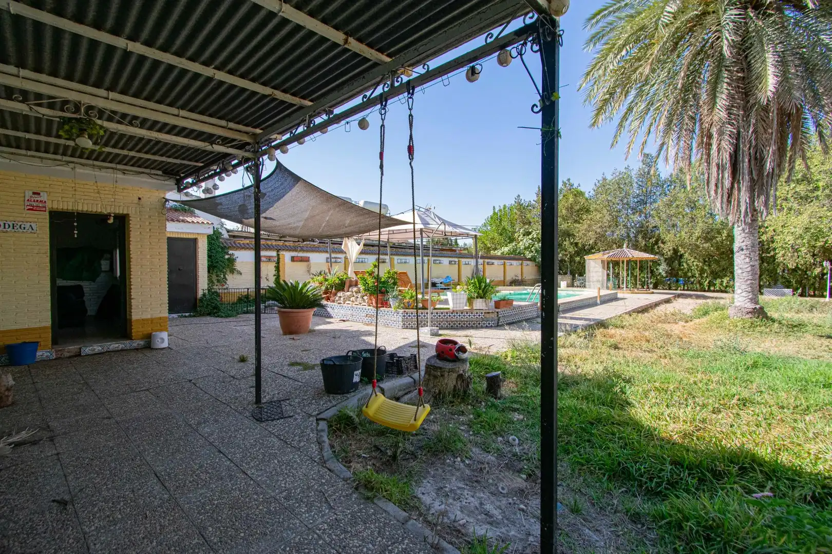 Jardí de Casa o xalet en venda en La Rinconada amb Jardí privat i Piscina
