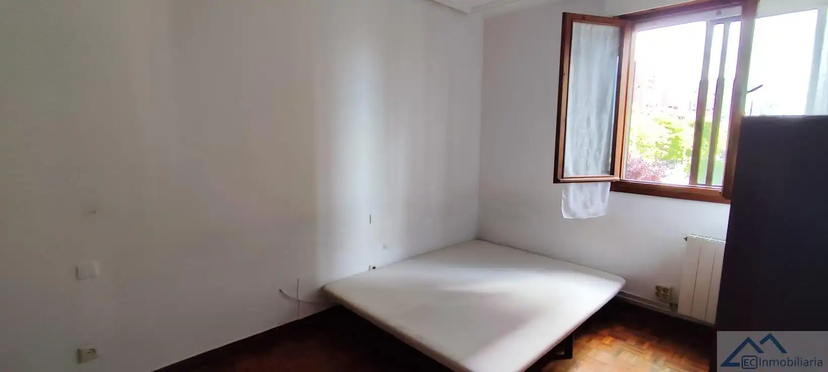 Habitación de Piso en venta en Santander con Calefacción, Parquet y Trastero