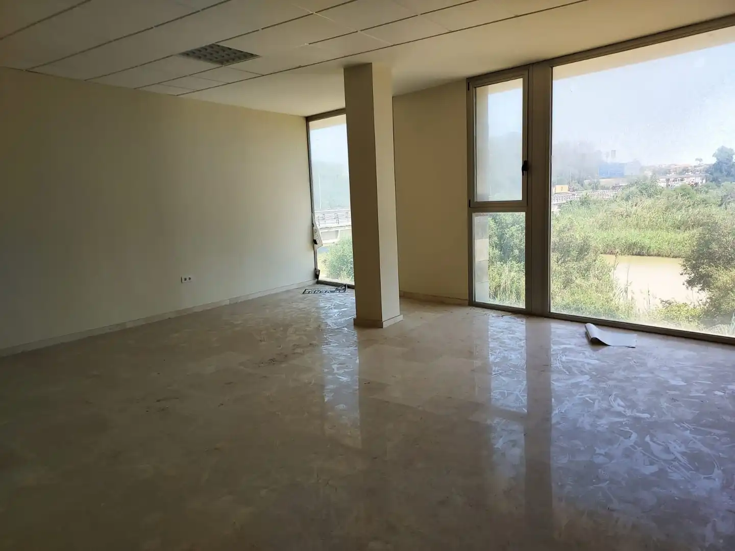 Local comercial en venda a N/A, imagen 2