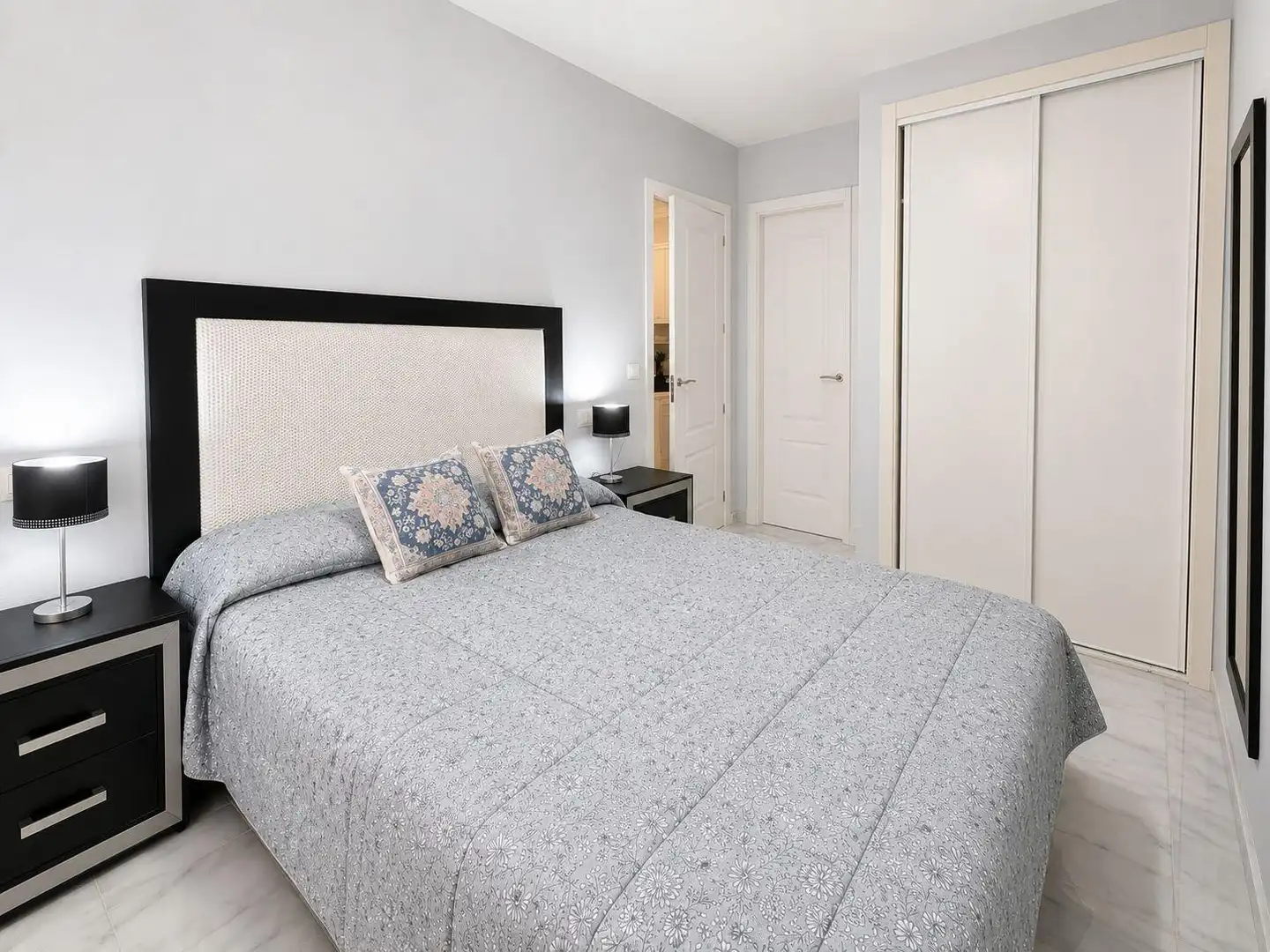 Bedroom of Flat for sale in Roquetas de Mar