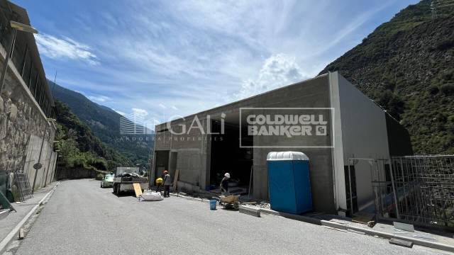 Nave industrial en Alquiler en  BORDES DEL RAMONET en Vila