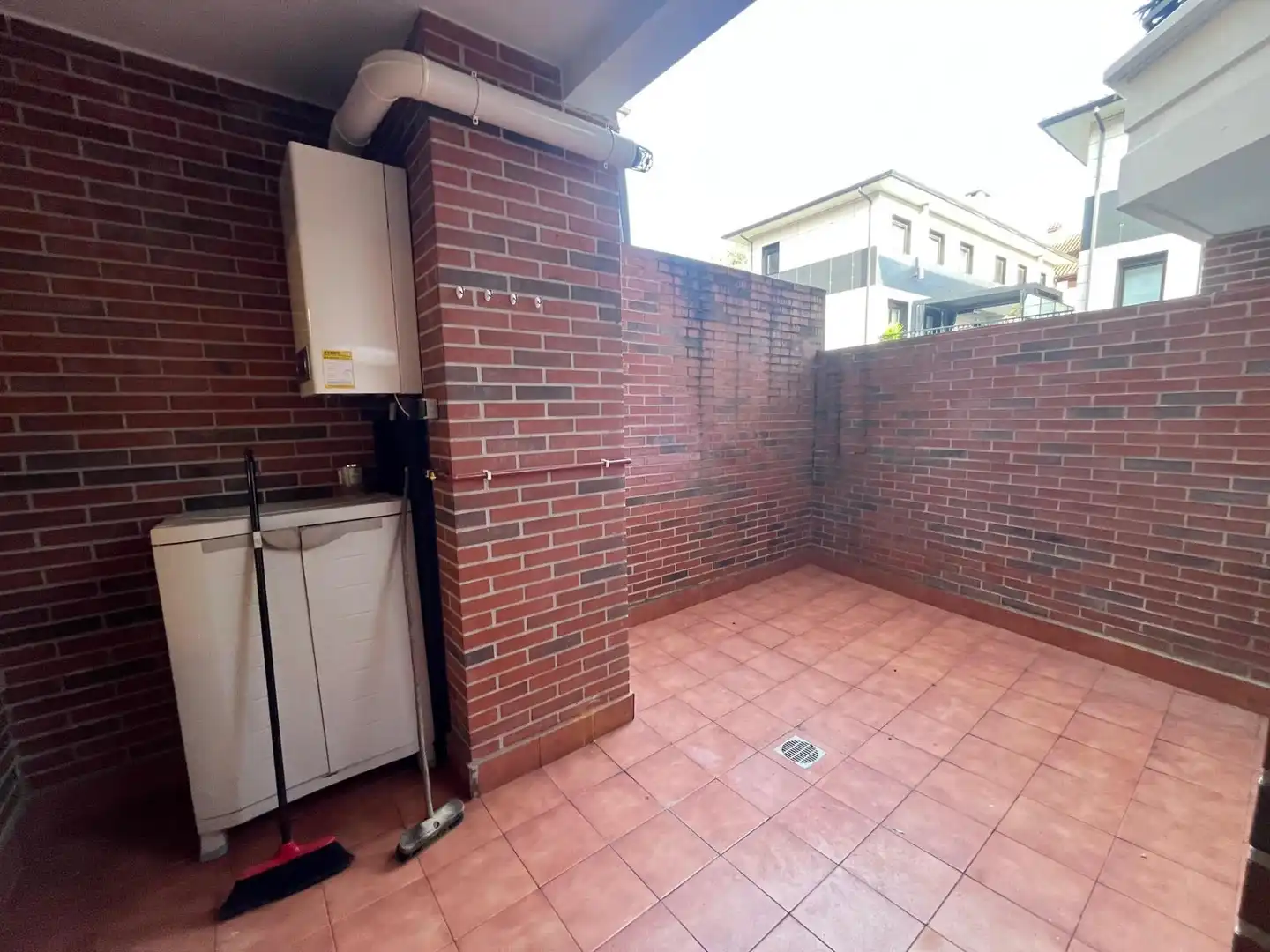 Planta baja en venta en Avenida de Conde Albox, 29, Limpias