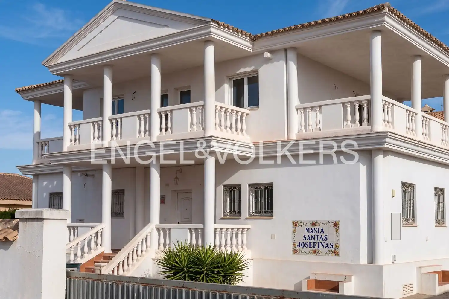 Vista exterior de Casa o chalet en venta en Bétera con Aire acondicionado, Calefacción y Jardín privado
