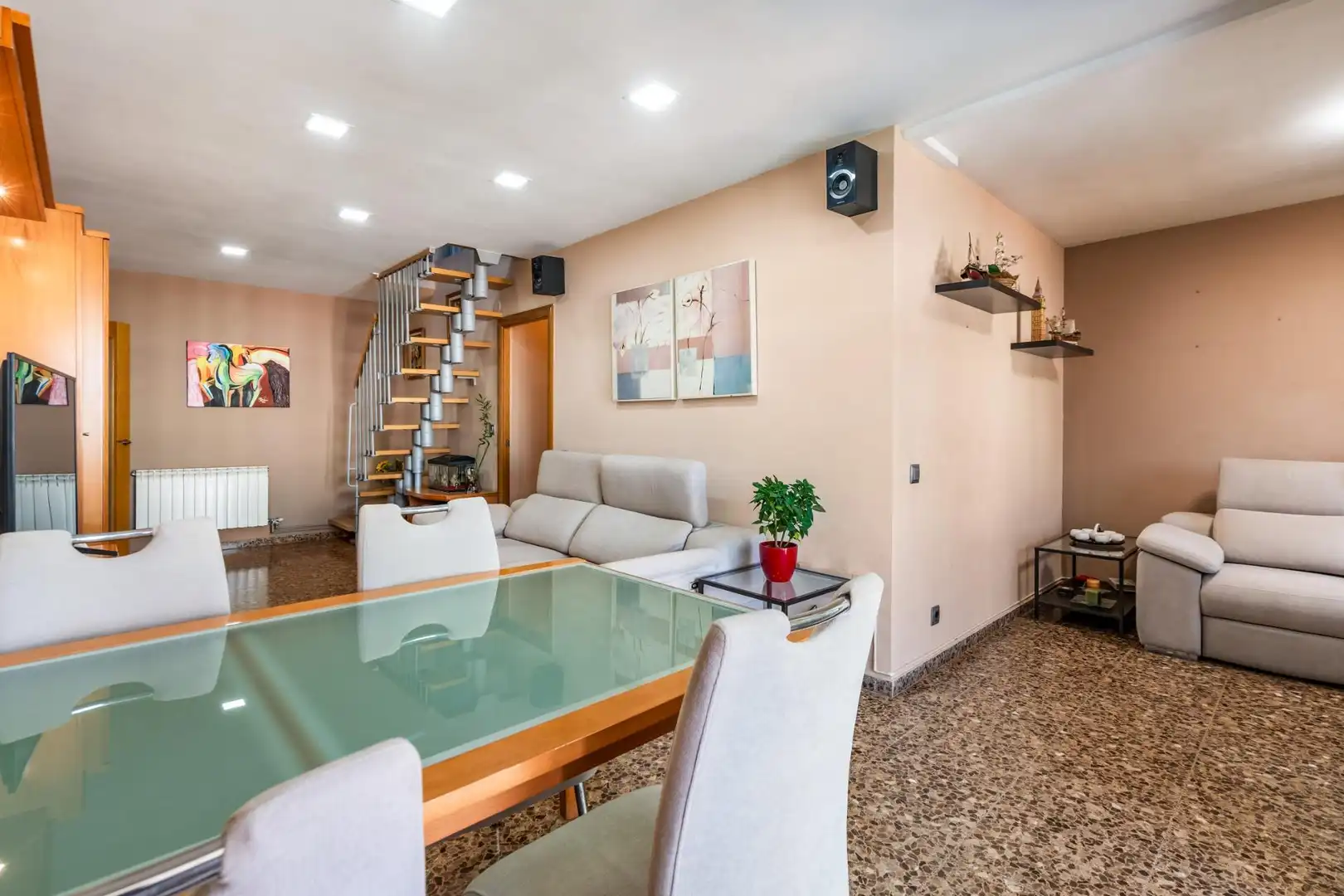 Living room of Flat for sale in Viladecans  with Air Conditioner, Heating and Terrace