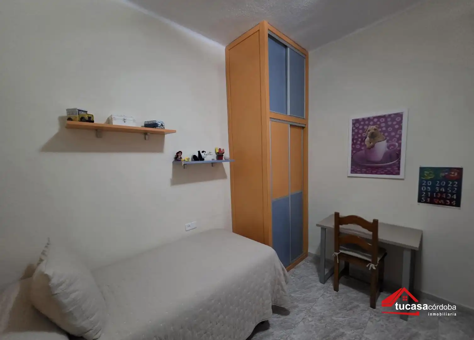 Bedroom of Flat for sale in Córdoba  with Air Conditioner