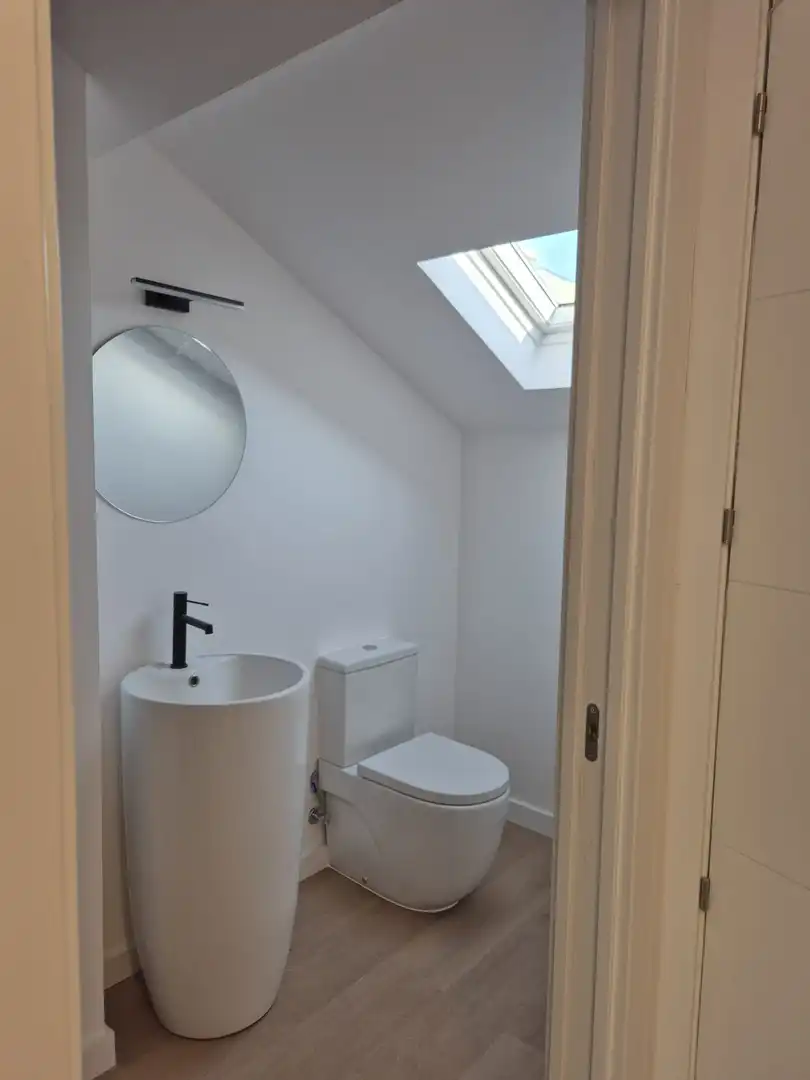 Baño de Casa adosada en venta en Castropol con Aire acondicionado, Calefacción y Terraza