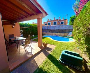 Jardí de Casa adosada en venda en Marratxí amb Aire condicionat, Terrassa i Piscina