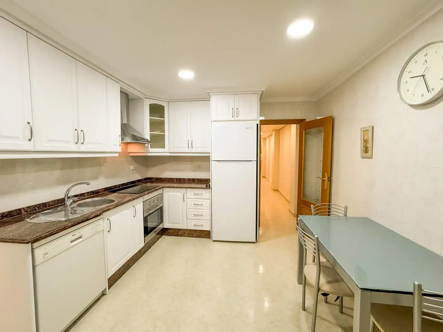 Habitación en Reina Victoria - Miguel Hernández