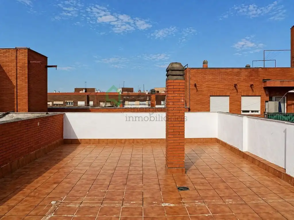 Terrassa de Àtic de lloguer en Badajoz amb Aire condicionat