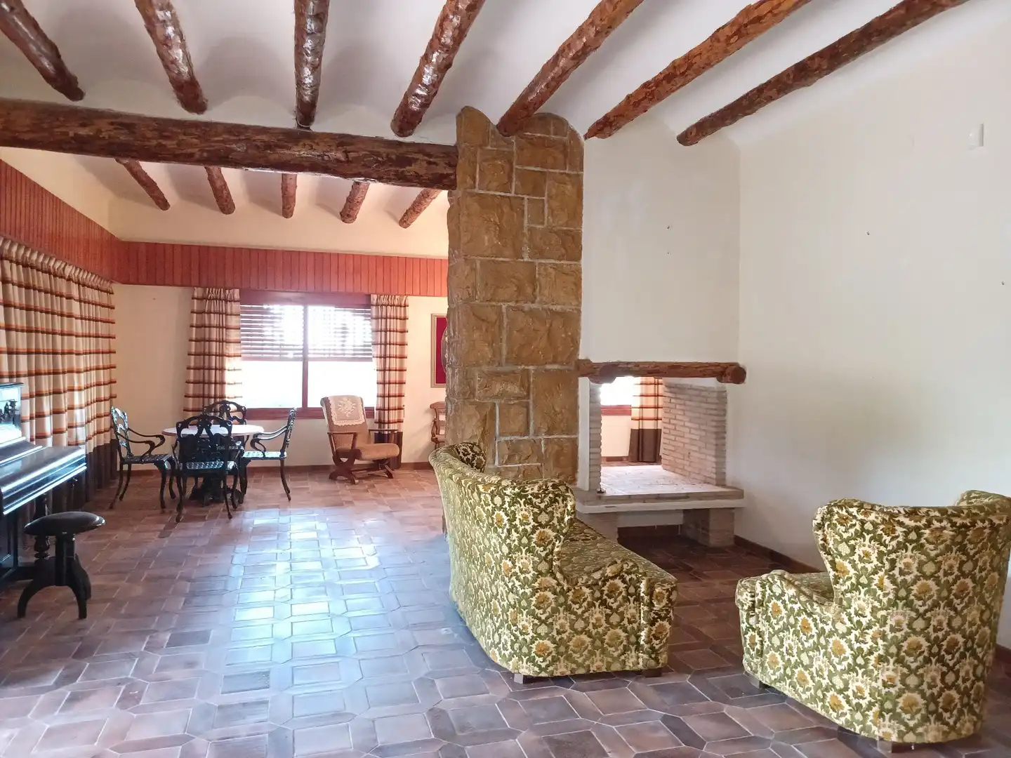 Houses for sale in Albaida  with Storage room and Swimming Pool
