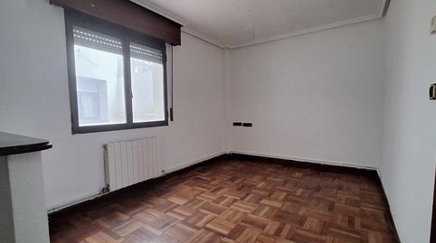Foto 2 de Piso en venta en Centro - Ariz - Uribarri, Basauri