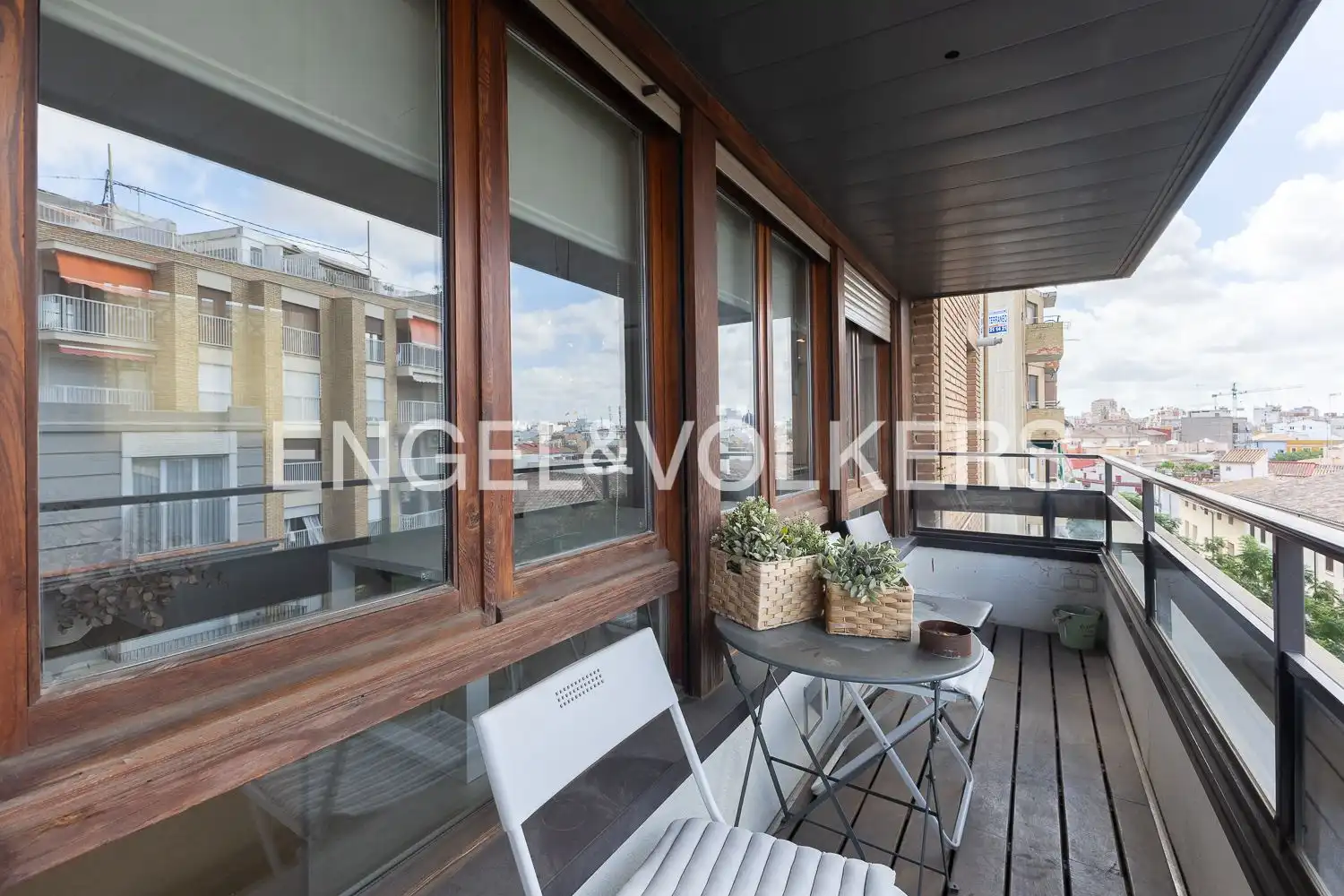 Terrasse von Wohnung zum Verkauf in Valencia mit Klimaanlage, Heizung und Möbliert