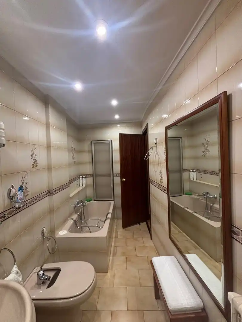 Badezimmer von Wohnung zum Verkauf in Valladolid mit Heizung und Möbliert